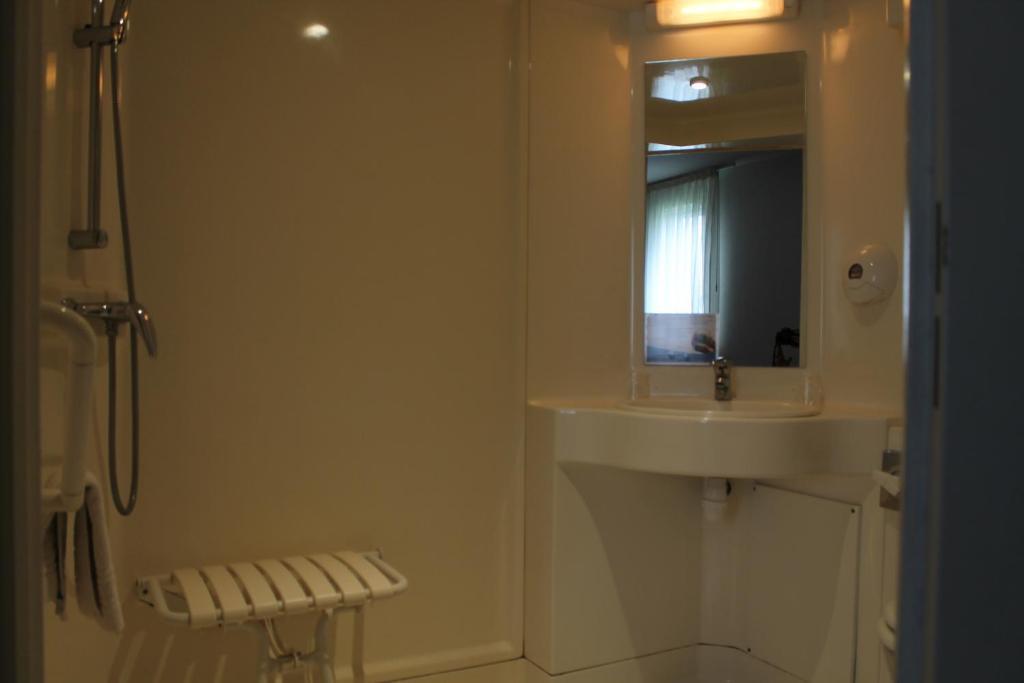 Quick Palace Hotel Noyelles-Godault Room photo